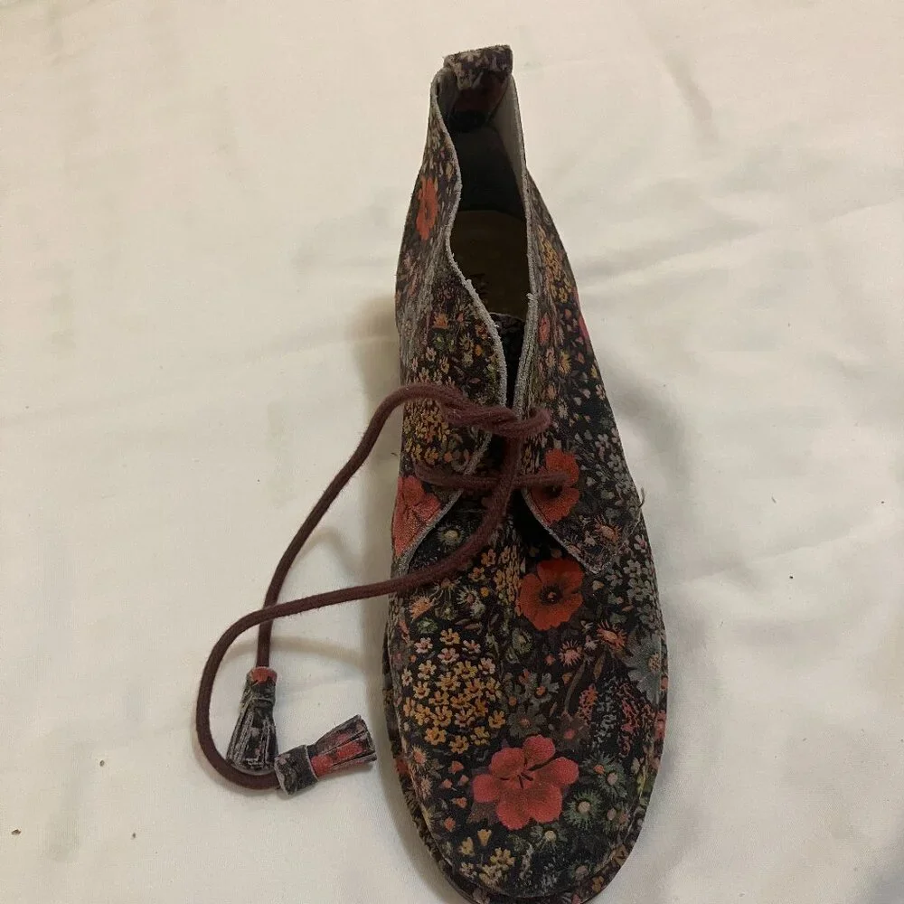 Hush Puppies Floral Cyra Catelyn Tassel Suede Ankle Boot Size 7M - Picture 2 of 5